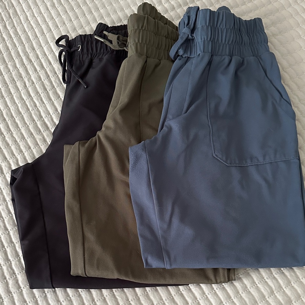 Women’s Mondetta Joggers